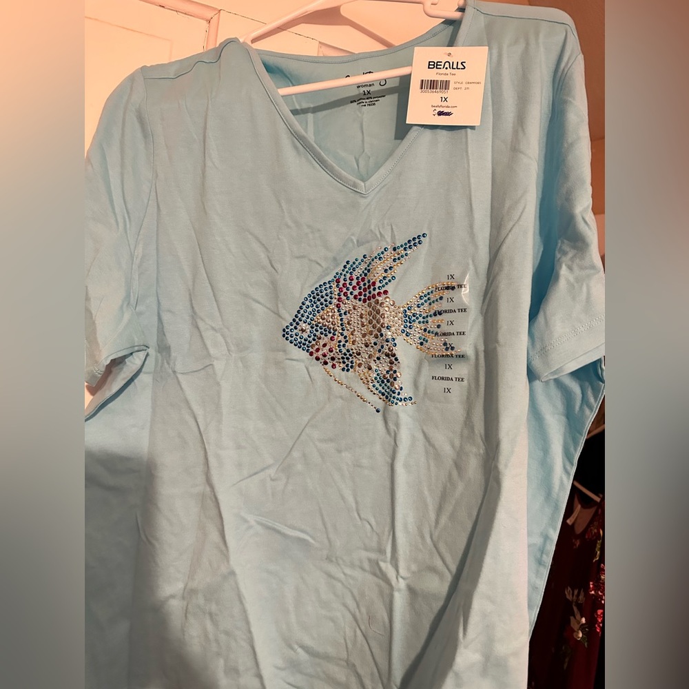 Brand new 1x shirt with fish